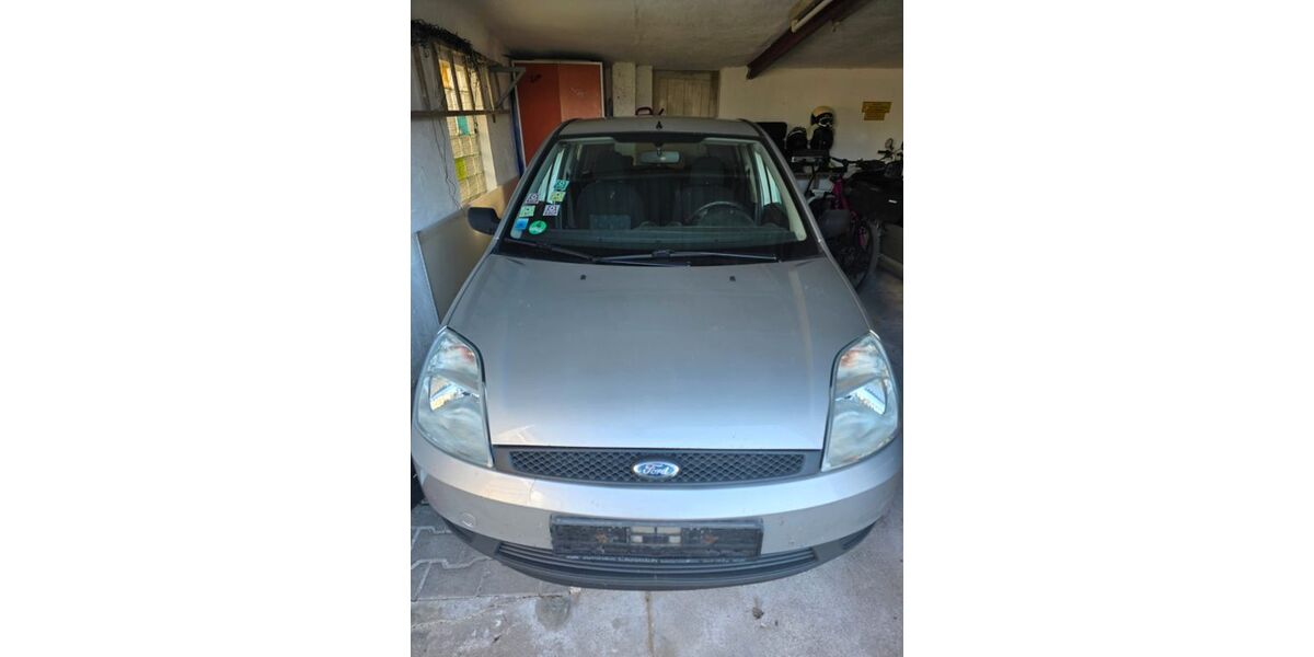 Ford Fiesta 300.000 km 950 &euro; Königsbrunn 86343