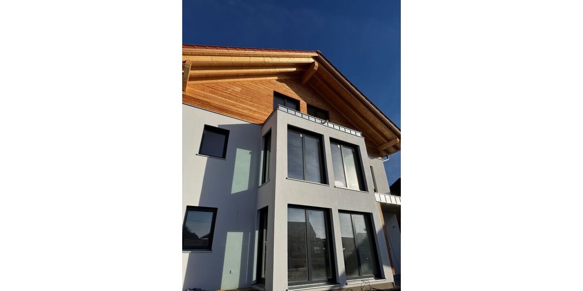 Helle Erdgeschosswohnung mit Gartenanteil im neuen Holzhaus in Eurasburg - 3- Eurasburg Baierlach | Angebot:26633716