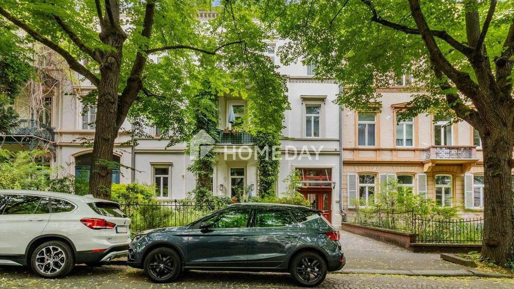 Stilvoller Altbau mit Dachterrasse und Spitzboden im Herzen von Wiesbaden 4 zimmer