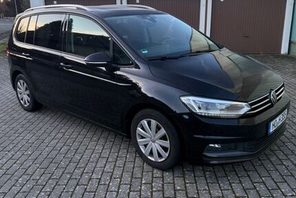 VW Touran 119.800 km 22.999 &euro; Hof 95032