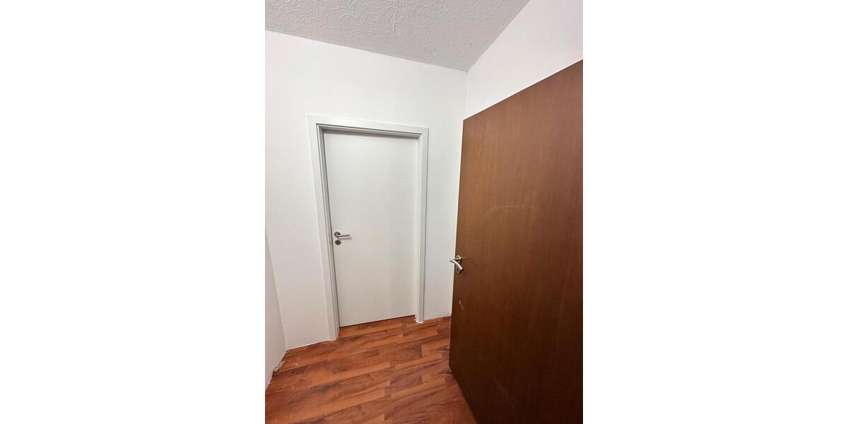 Dachgeschoßwohnung Berching - 5 Zimmer, 122 m&sup2;, 1.100&euro; | Angebot:25224633