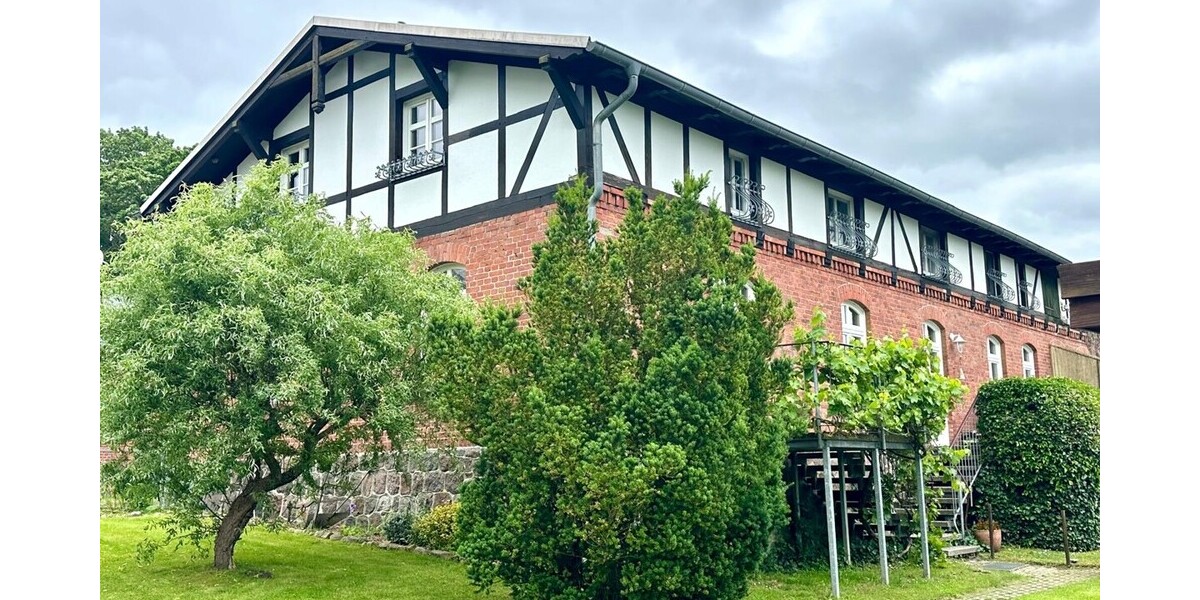 HORN IMMOBILIEN ++ charmantes Zweifamilienhaus in Klein Helle, nur 15 min bis Neubrandenburg - Zweifamilienhaus Klein Helle Klein Helle | Angebot:26994293