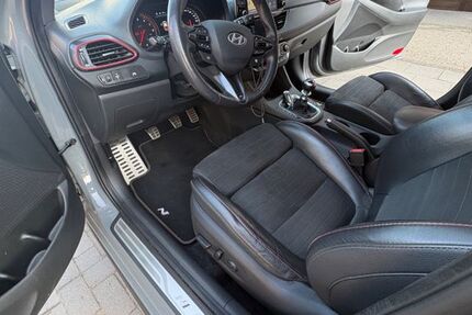 Hyundai i30 81.000 km 19.490 &euro; Willich 47877