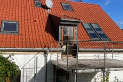 Dachgeschosswohnung mit Balkon 1 zimmer