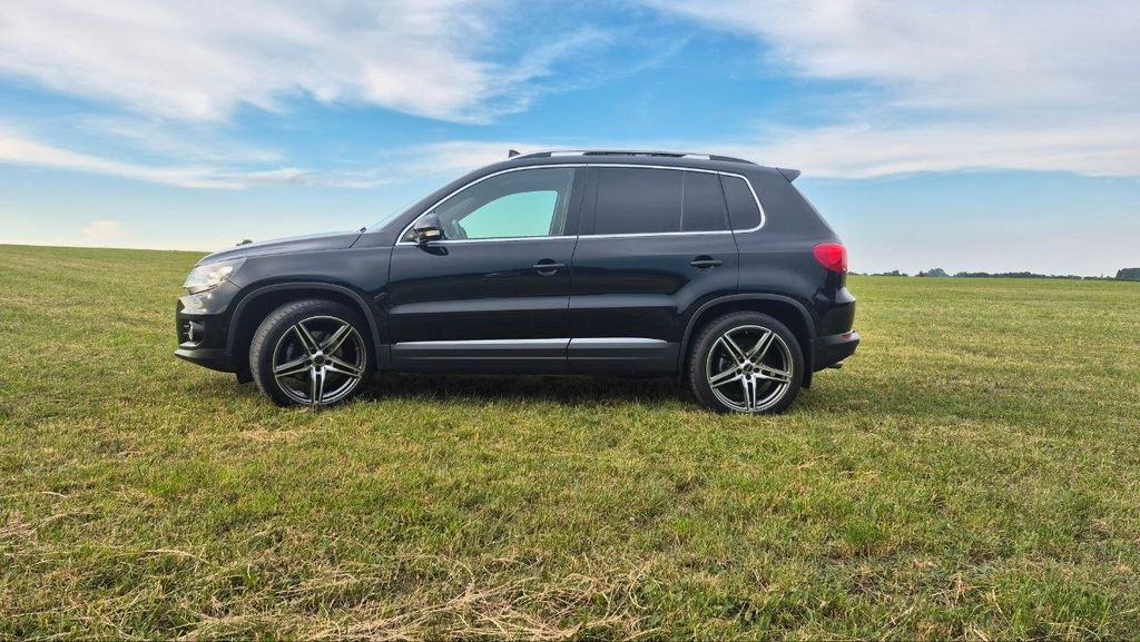 VW Tiguan 93.500 km 15.649 &euro; Heuchlingen 73572