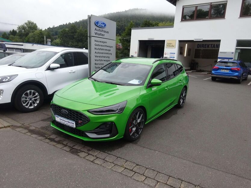 Ford Focus 13.200 km 35.900 € Kirchzell 63931