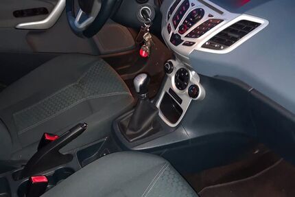 Ford Fiesta 222.850 km 2.250 &euro; Freiburg im Breisgau 79110