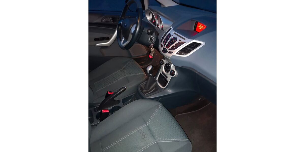 Ford Fiesta 222.850 km 2.250 &euro; Freiburg im Breisgau 79110
