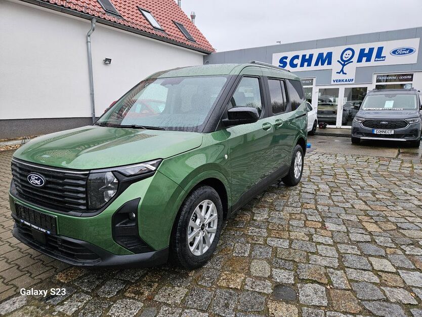 Ford Tourneo Courier 5 km 27.990 € Potsdam 14469