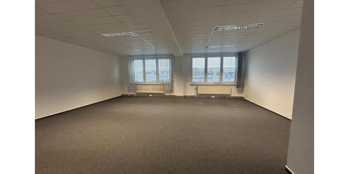 Gewerbeobjekt Lehrte - 10&euro; | Angebot:24663194