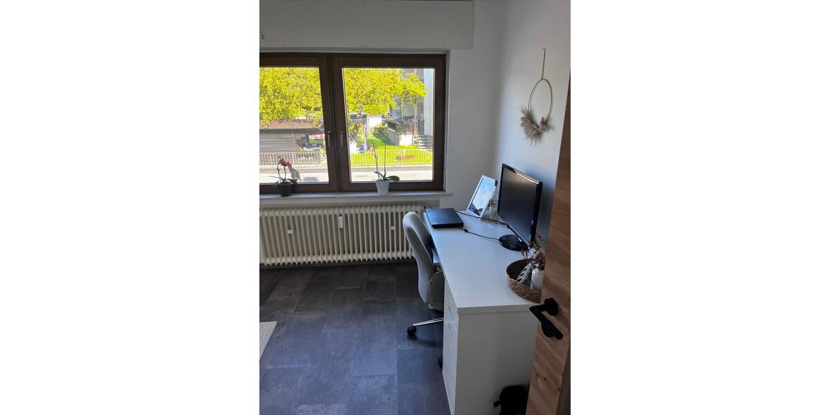 Erdgeschoßwohnung Gründau - 3.5 Zimmer, 87 m&sup2;, 950&euro; | Angebot:26337444