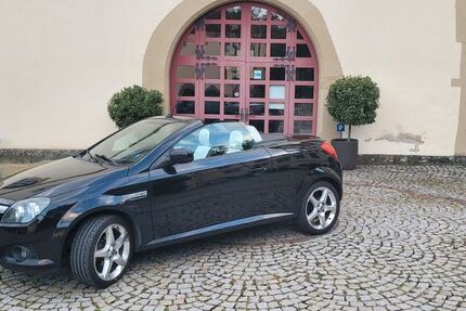 Opel Tigra 166.000 km 2.750 &euro; Haigerloch 72401