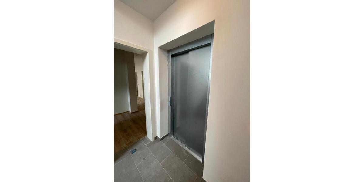 Etagenwohnung Hohen Neuendorf - 3 Zimmer, 91 m&sup2;, 1.638&euro; | Angebot:25131048