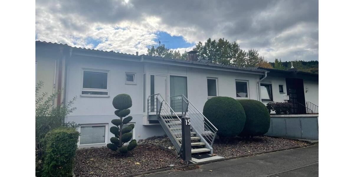 Reihenmittelhaus zur Miete - KL Hohenecken 5 zimmer