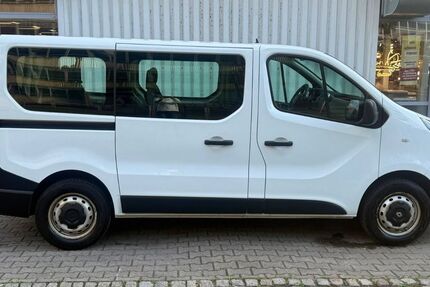 Renault Trafic 211.052 km 9.499 &euro; Chemnitz 09120