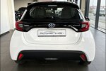 Toyota Yaris Hybrid Basis ACC LED MultiInfo Assist 1.Hd 5.000 km 20.499 &euro; Stade 21682
