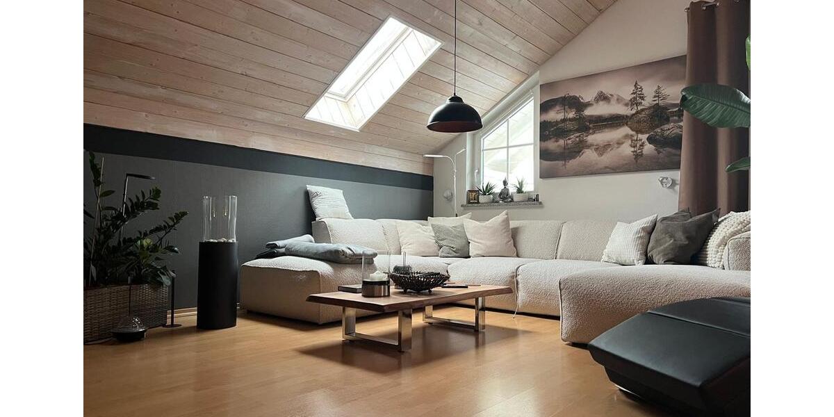 Traumhaft gemütl. Dachgeschoßwohnung 70 qm ab 01.03. zu vermieten 3 zimmer