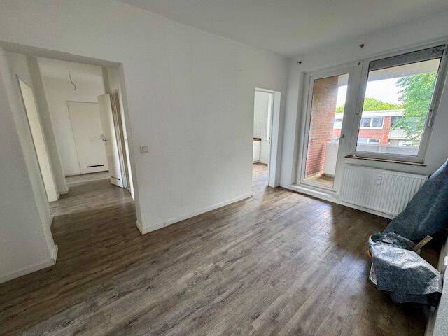 Etagenwohnung Wilhelmshaven Aldenburg - 4 Zimmer, 89 m&sup2;, 475&euro; | Angebot:26851579