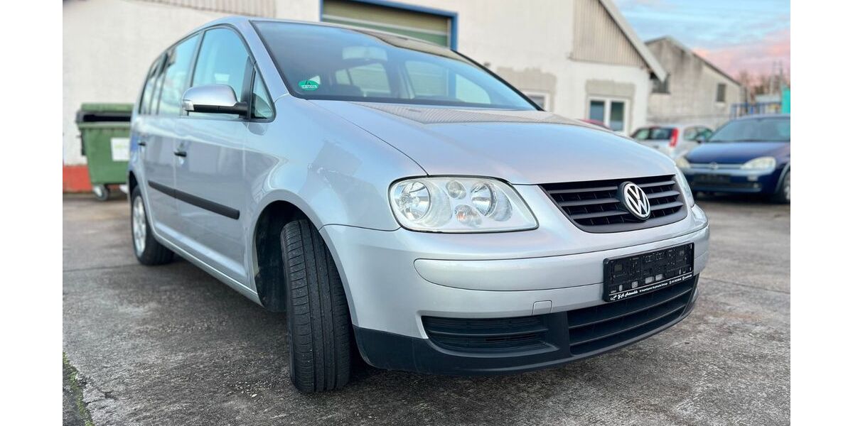 VW Touran 220.000 km 2.499 &euro; Osthofen 67574