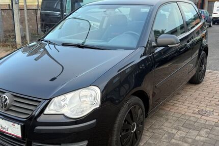 VW Polo 144.000 km 2.750 &euro; Uder 37318