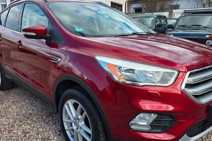Ford Kuga 70.000 km 10.500 &euro; Waltershausen 99880