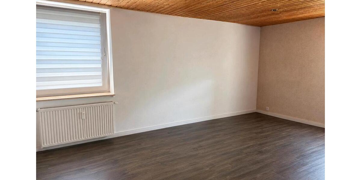 Mehrfamilienhaus, Wohnhaus Saarbrücken West - 6 Zimmer, 165 m&sup2;, 299.000&euro; | Angebot:27408398