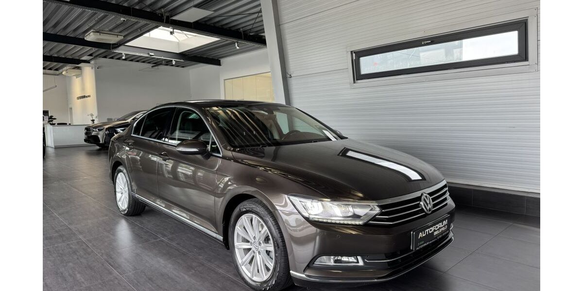 VW Passat 94.604 km 17.890 &euro; Bielefeld 33647