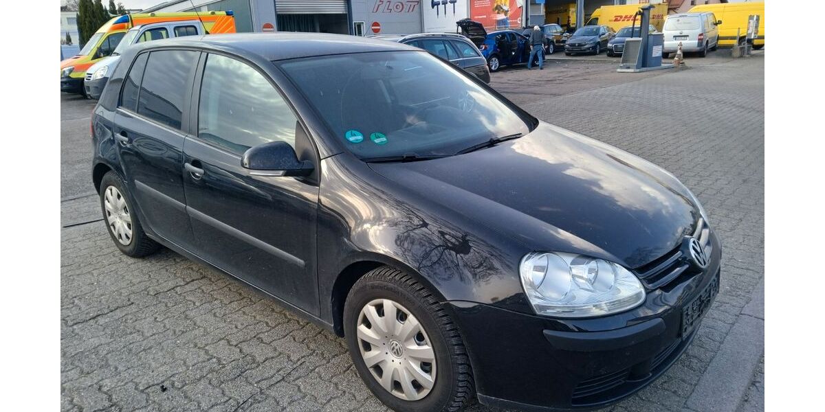 VW Golf 239.000 km 1.450 &euro; Karlsruhe 76185