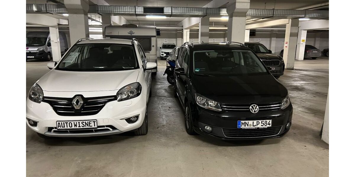 VW Touran 245.000 km 6.490 &euro; Feldkirchen 85622