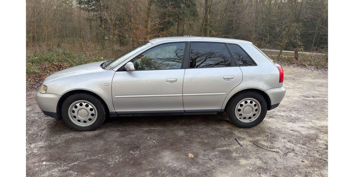 Audi A3 161.000 km 2.500 &euro; Detmold 32760