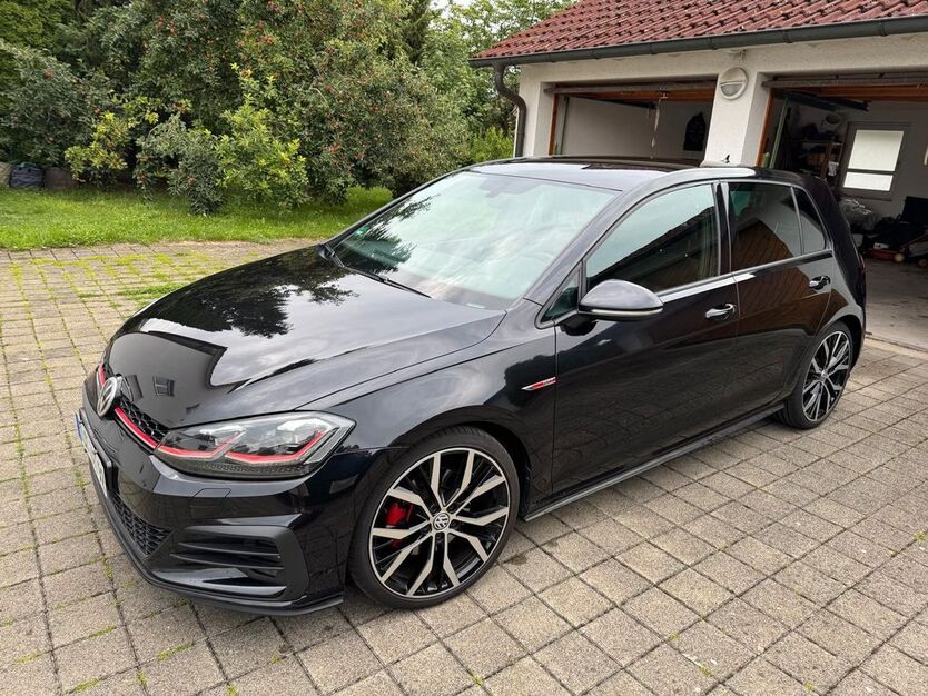 VW Golf 91.000 km 20.999 € Rietheim-Weilheim 78604