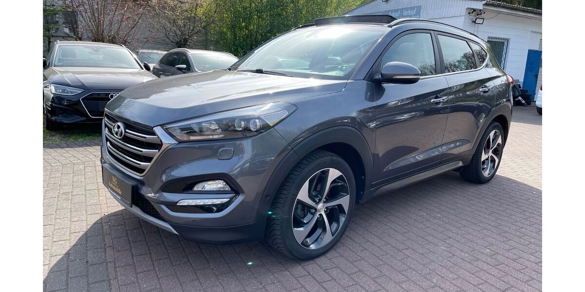 Hyundai TUCSON 136.000 km 14.990 &euro; Wettenberg 35435