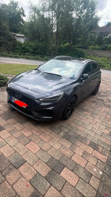 i30