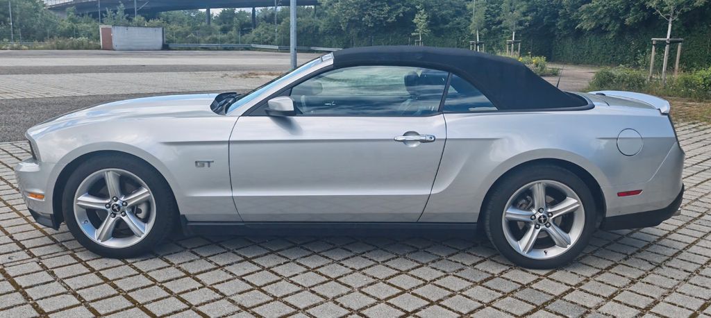 Ford Mustang 90.500 km 22.500 &euro; Großmehring 85098