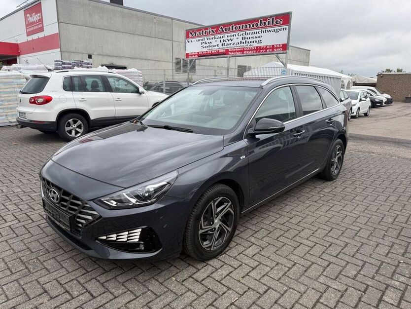 i30