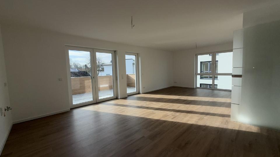 Etagenwohnung Kreuztal - 3 Zimmer, 90 m&sup2;, 1.270&euro; | Angebot:26067702