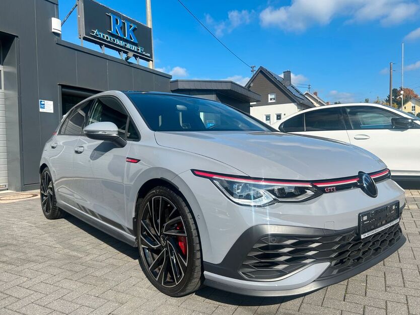 VW Golf 6.700 km 44.900 € Riegelsberg 66292