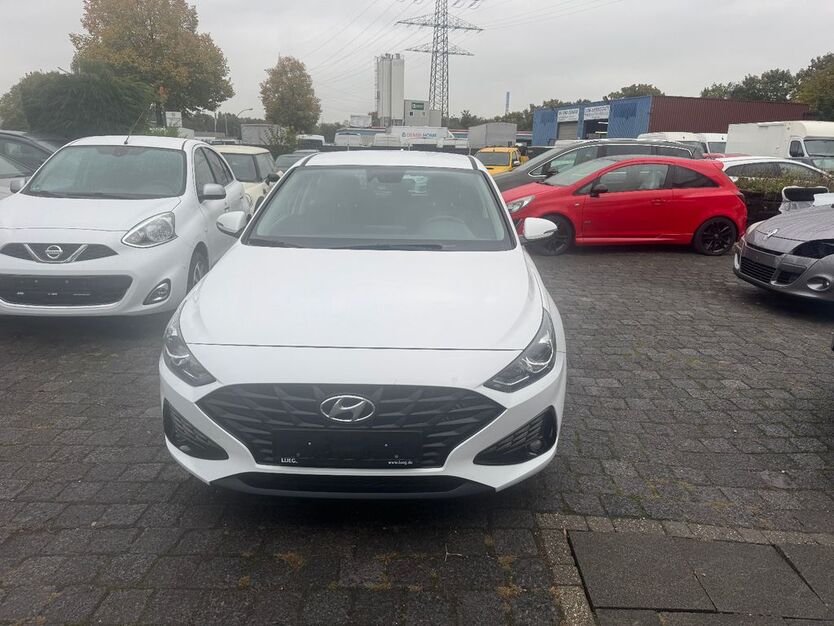 Hyundai i30 29.000 km 12.900 € Bottrop 46242