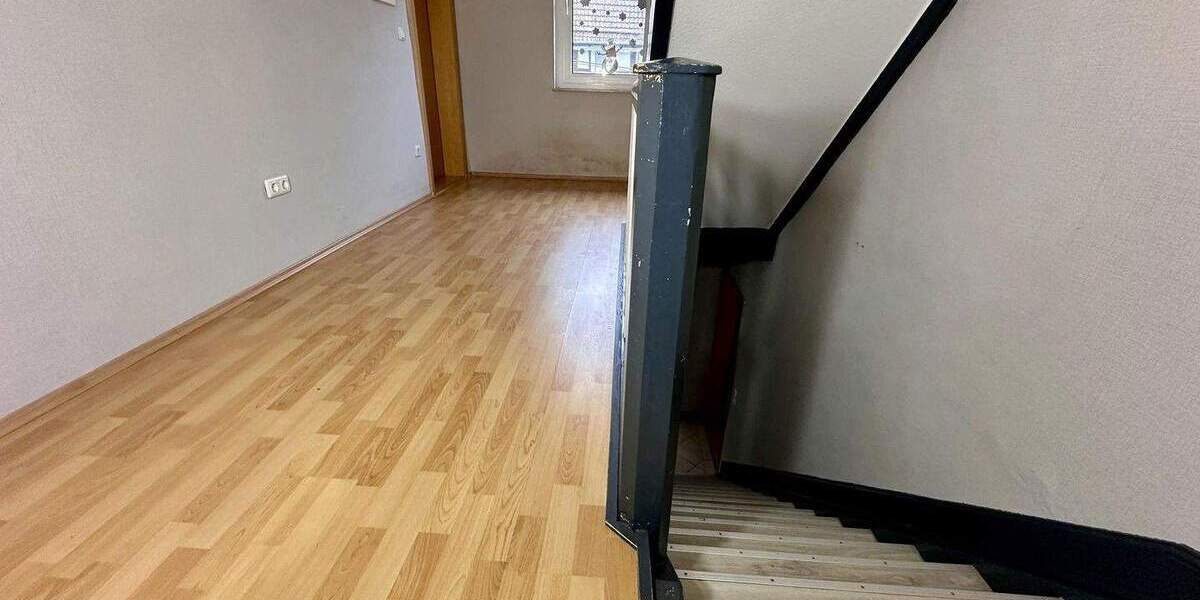 Modernisiertes Raumwunder (200m²) mit Kamin & neuem Standard - 25 Min. nach Kassel 6 zimmer