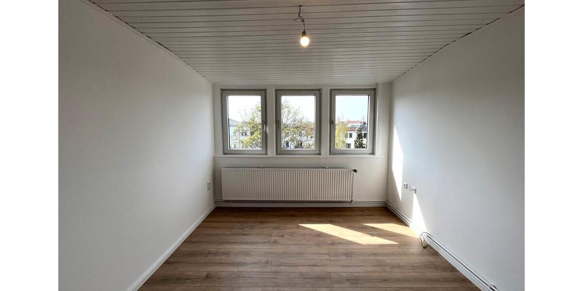 Dachgeschoßwohnung Bremen Östliche Vorstadt - 2 Zimmer, 49 m&sup2;, 595&euro; | Angebot:26262584