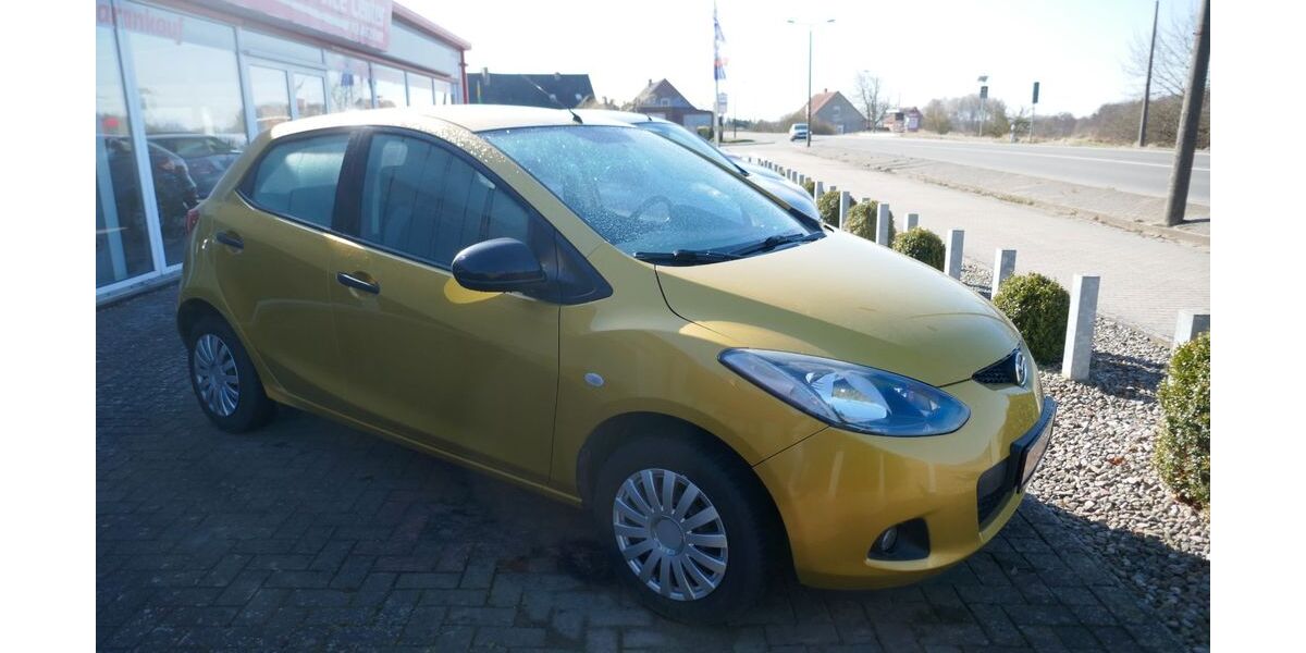 Mazda 2 140.500 km 3.550 &euro; Altentreptow 17087