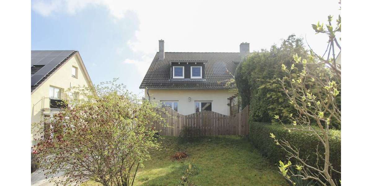 Einfamilienhaus Zwickau - 5 Zimmer, 140 m&sup2;, 322.000&euro; | Angebot:27115655