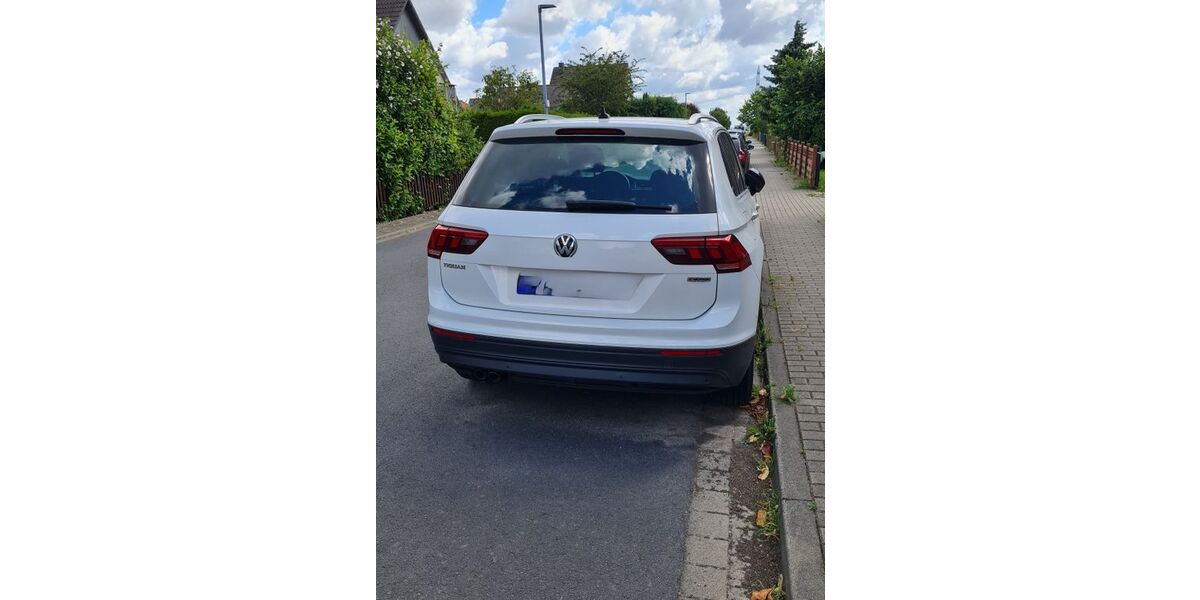 VW Tiguan 52.000 km 25.800 &euro; Vechelde 38159