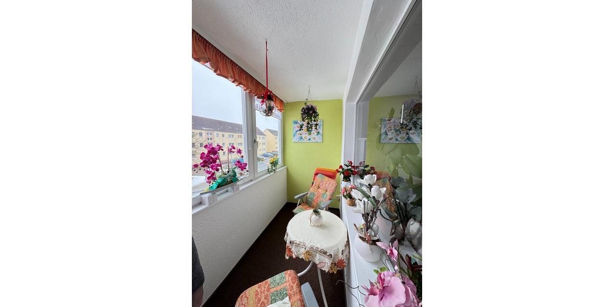 Ruhige helle 3-Zimmer-Wohnung im 1.OG mit Balkon vermietet zu verkaufen - Appartement Rhäsa Rhäsa | Angebot:26287289