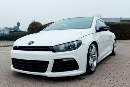 VW Scirocco 47.000 km 19.800 &euro; Bad Arolsen 34454