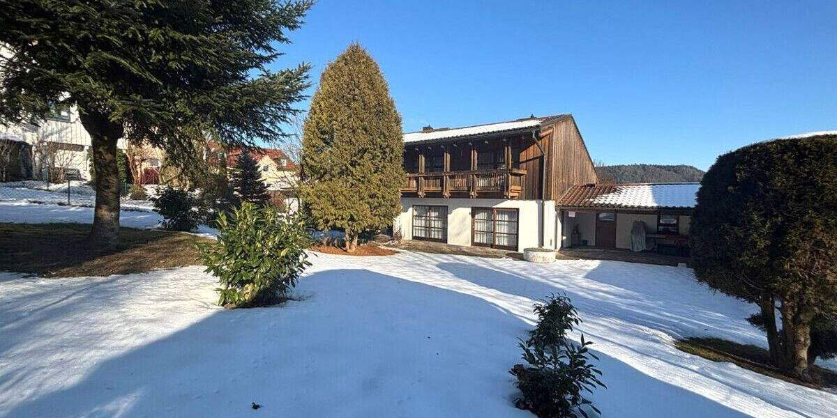 Einfamilienhaus Vilshofen - 9 Zimmer, 204 m&sup2;, 409.000&euro; | Angebot:25797710