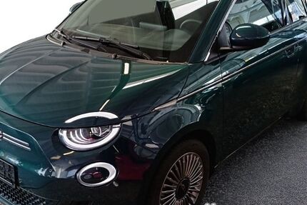 Fiat 500e 17.177 km 18.890 &euro; Itzehoe 25524