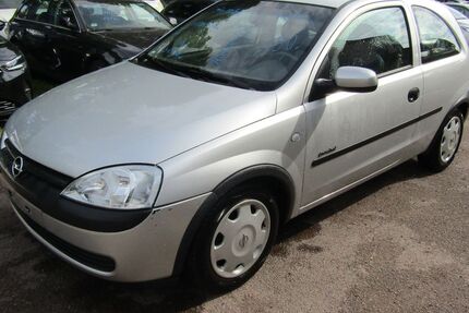 Opel Corsa 88.451 km 990 &euro; Halle 06130