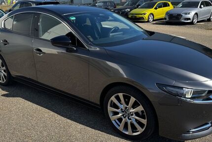 Mazda 3 40.000 km 21.999 &euro; Jettingen-scheppach 89343