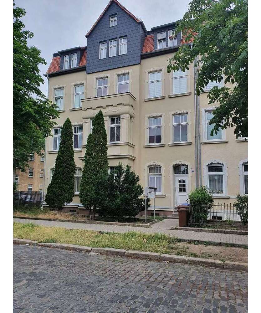 Wohnung zum Mieten in Naumburg 650 € 100 m²